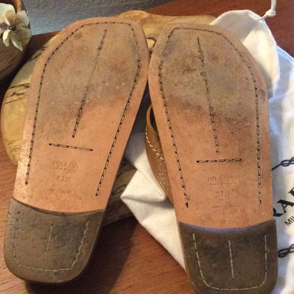 Prada leather flip flops - Picture 5 of 9